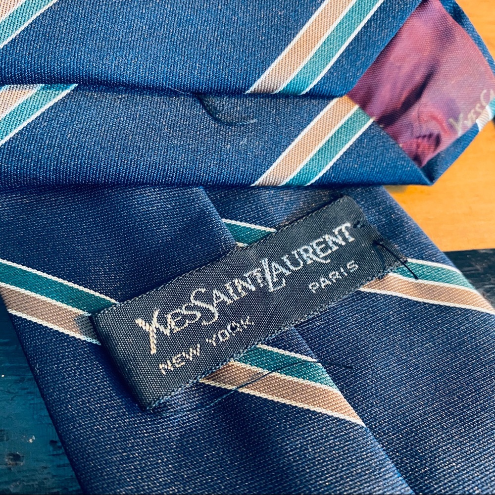 Yves Saint Laurent Blue Stripe Mens Tie - Picture 5 of 6